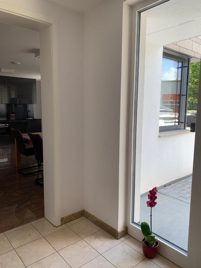 Mosaikhaus Smart Home Wurselen Luaran gambar