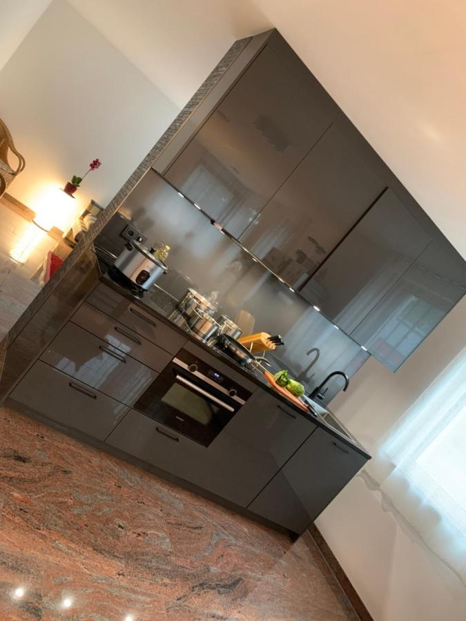 Mosaikhaus Smart Home Wurselen Luaran gambar