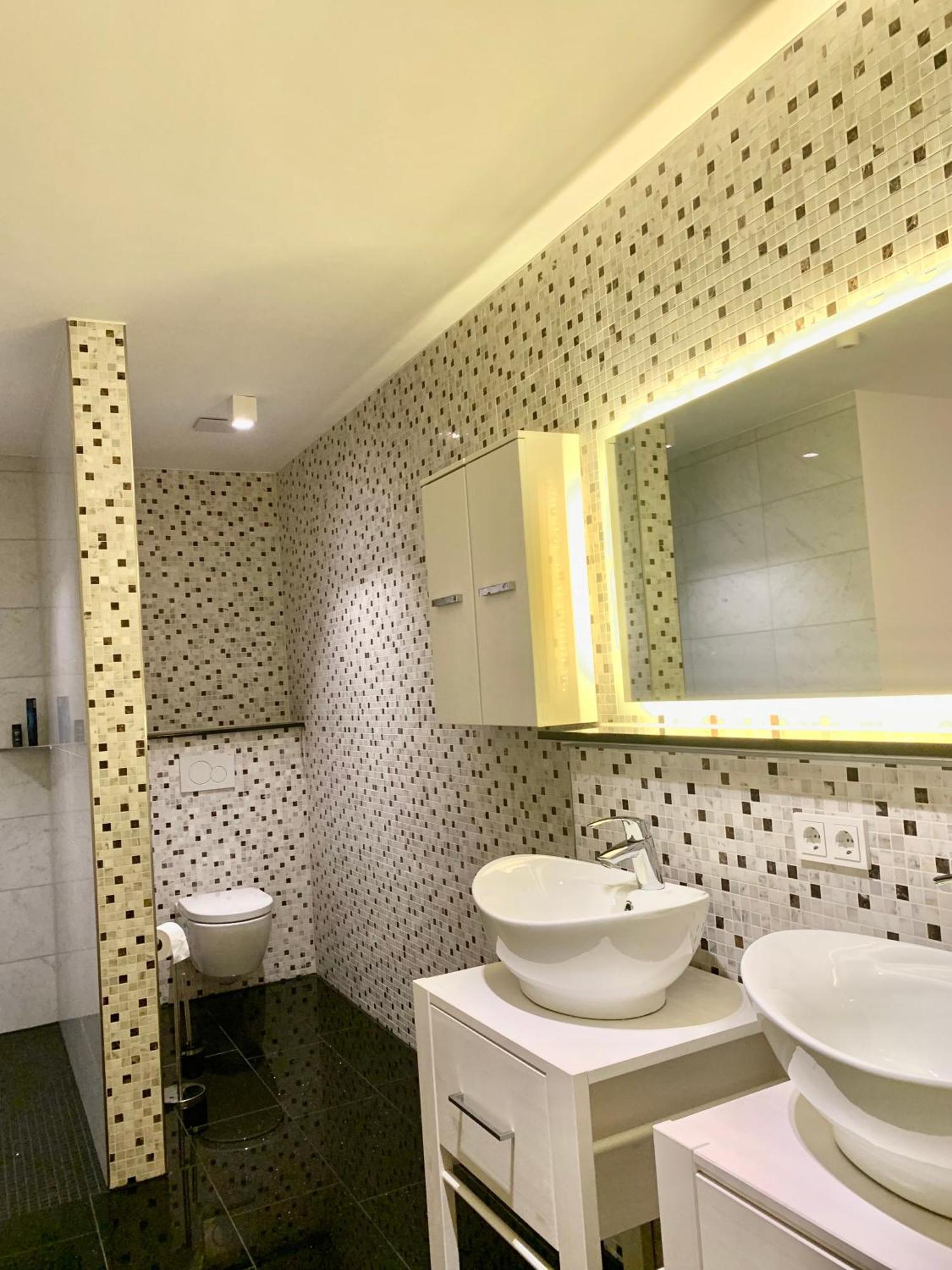 Mosaikhaus Smart Home Wurselen Luaran gambar